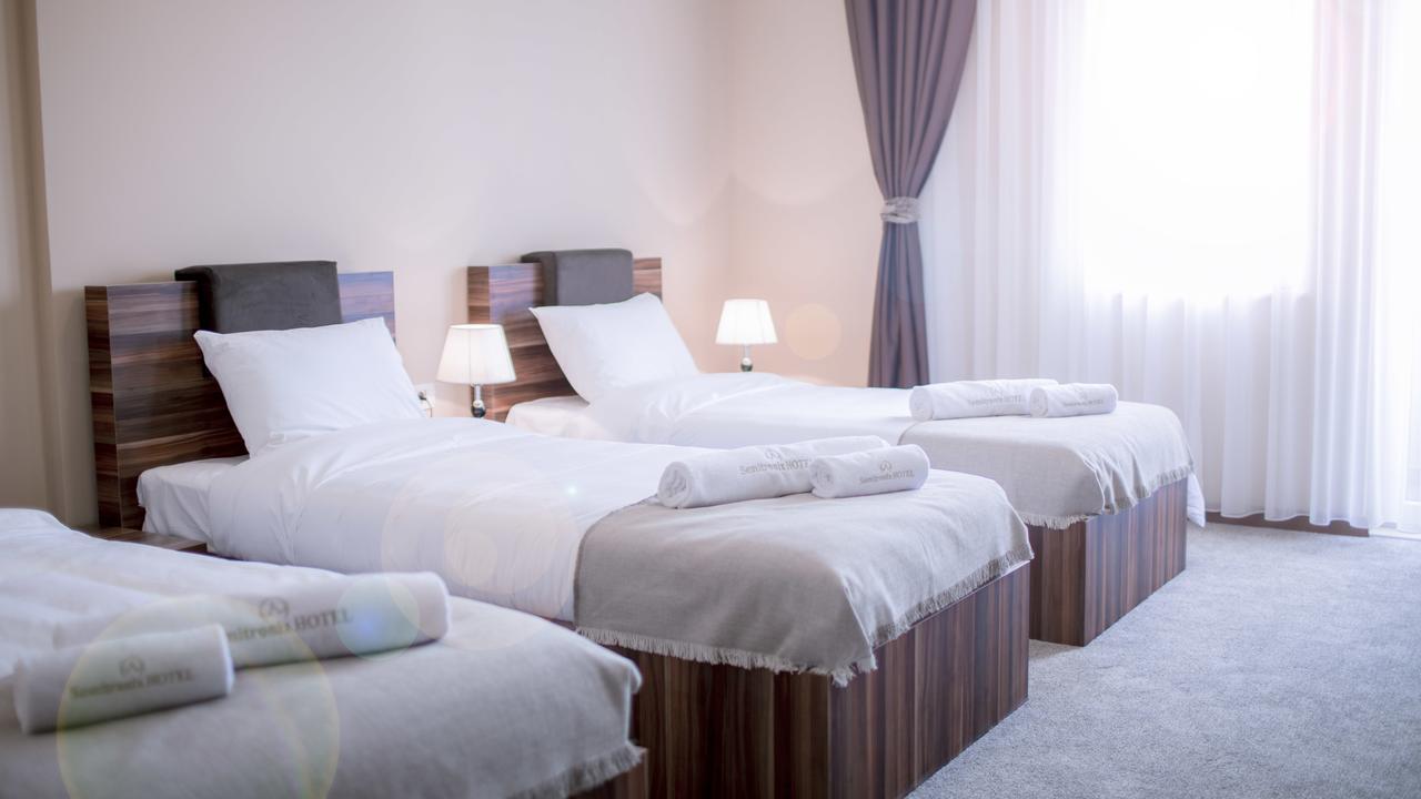 Semitronix Hotel Prishtina Пристина Екстериор снимка