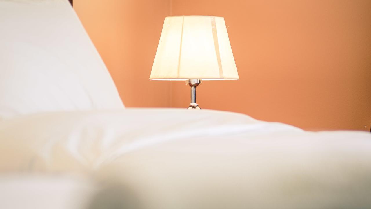 Semitronix Hotel Prishtina Пристина Екстериор снимка