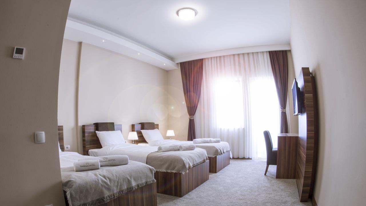 Semitronix Hotel Prishtina Пристина Екстериор снимка