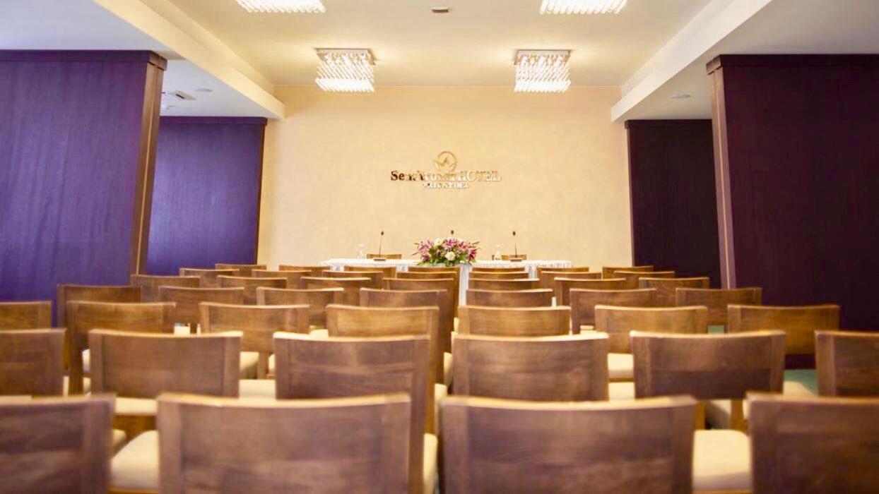 Semitronix Hotel Prishtina Пристина Екстериор снимка